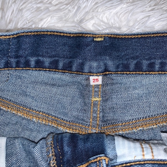 Levi’s 501 Distressed Cut Off Fray Shorts Size 25 - Picture 3 of 7